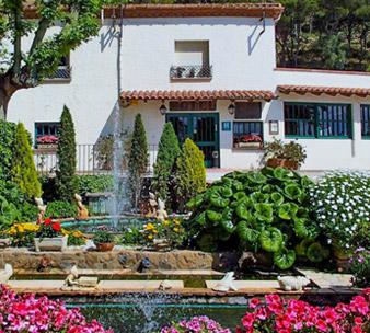 Hotel La Masia (Estartit Costa Brava Empordà Girona) Swimmingpool Nature Mountain